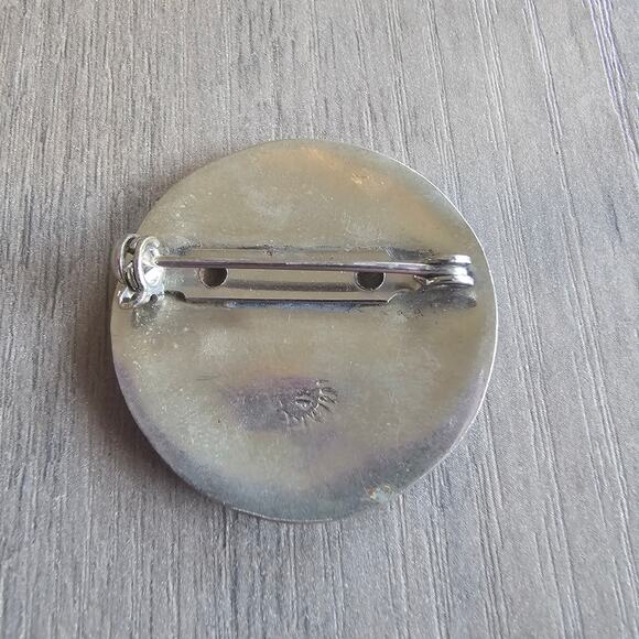 Vintage Alpaca Silver Mother of Pearl, Abalone & Crushed Turquoise Floral Brooch - Picture 5 of 6